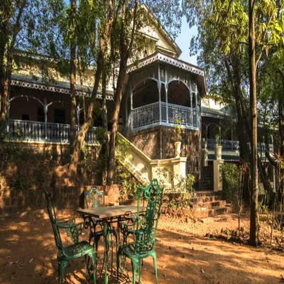 Dune Barr House – Verandah in the Forest, Matheran
